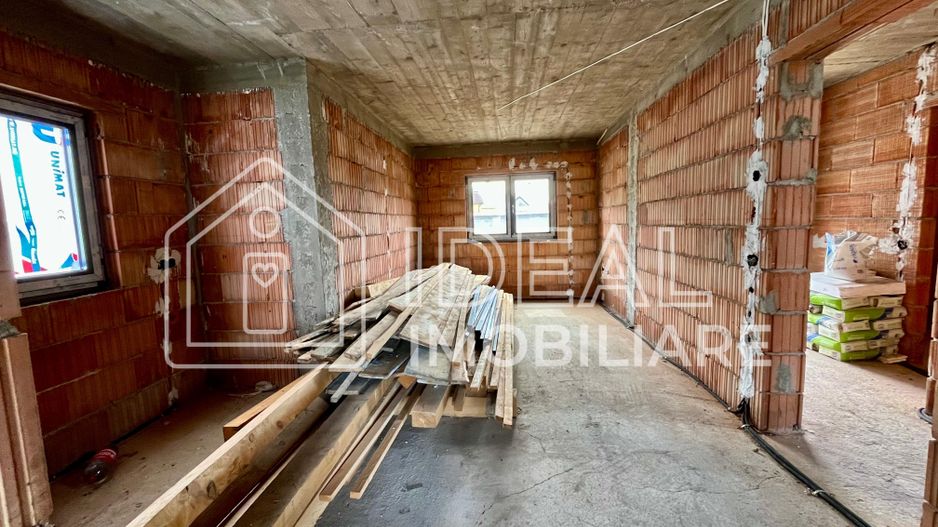 Casa individuala - 125mpu și 270mp curte | Sura Mica - Poză 8