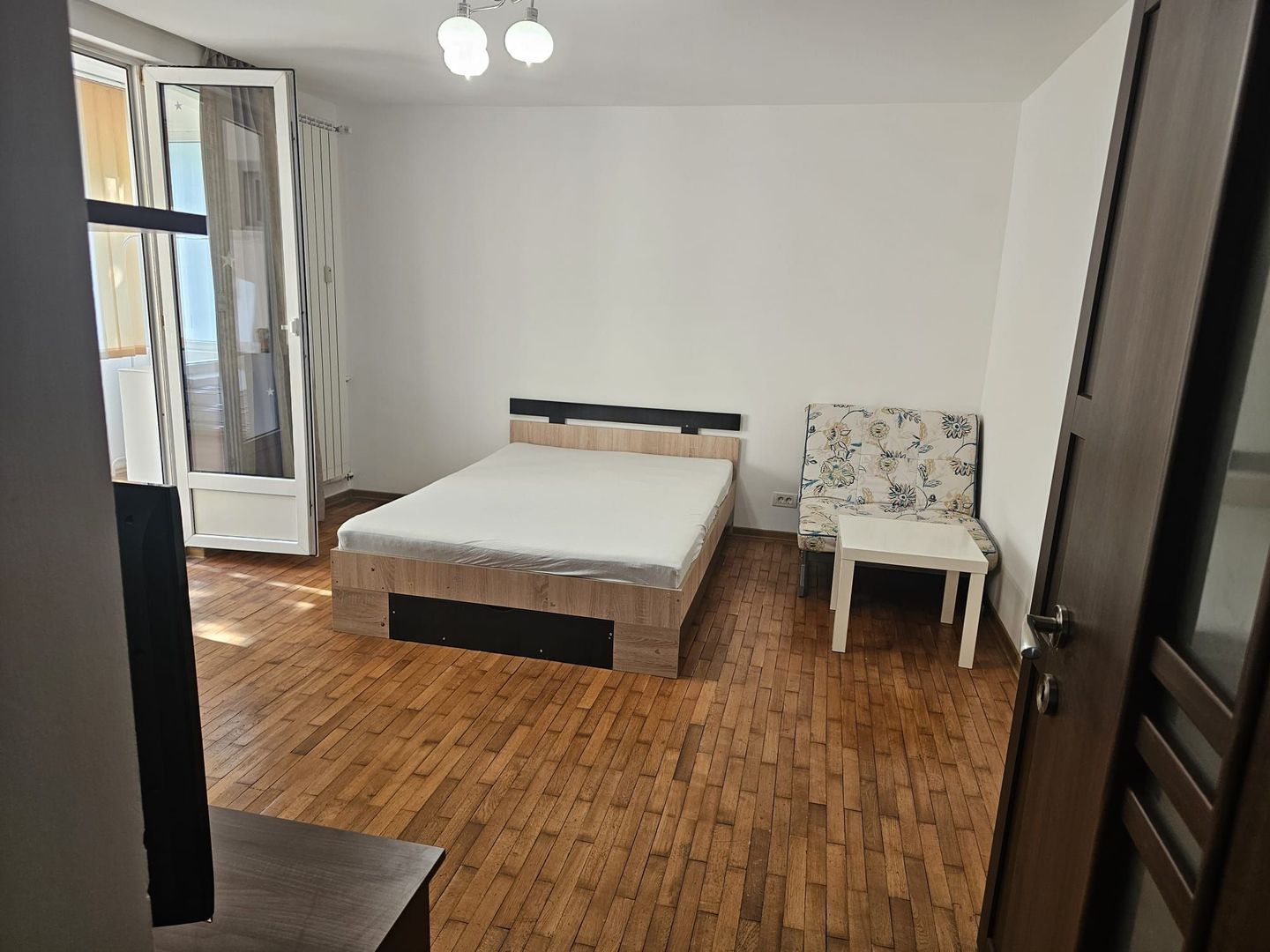 GARSONIERA- OBOR, BUCATARIE INCHISA, BLOC REABILITAT, BOILER, MODERN - Poză 1