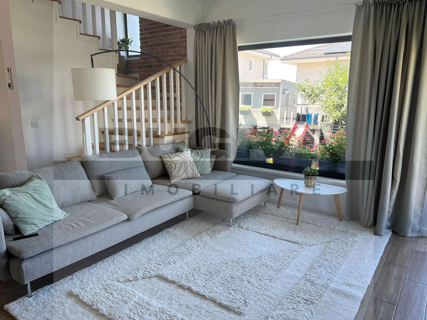 Casa individuala, 130 mp, teren 545, zona Dezmir - Poză 2