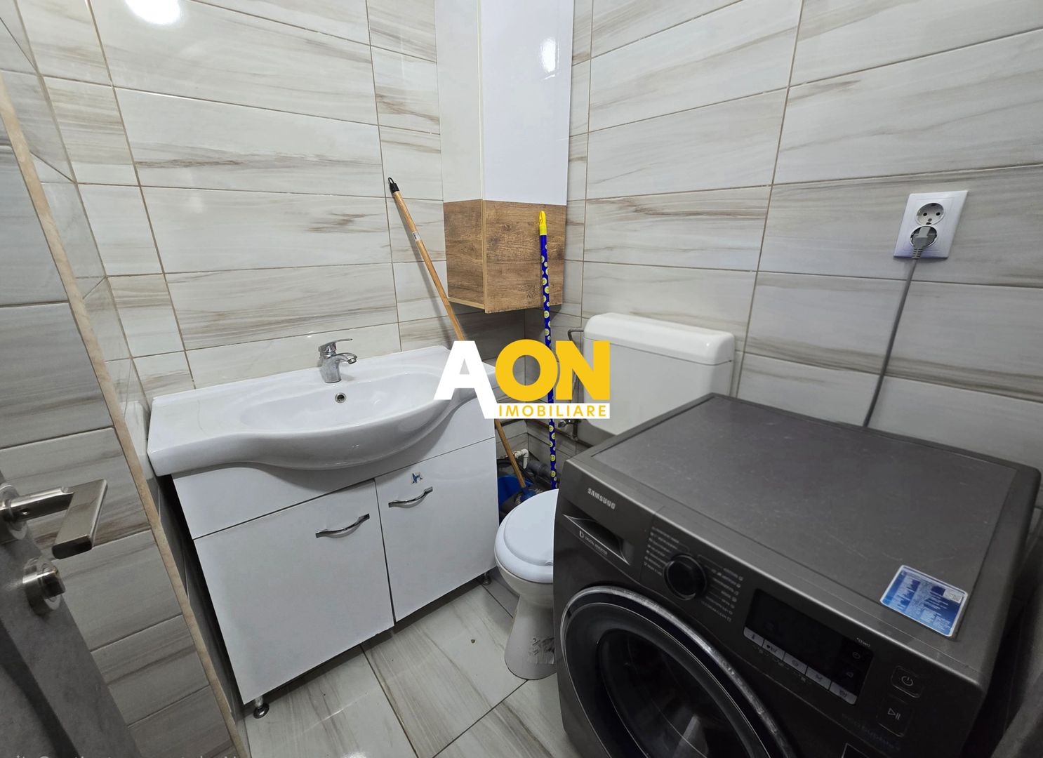 Apartament cu 3 Camere, Complet Mobilat, Zona Liceului Sportiv - Poză 9