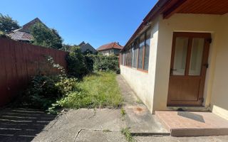 2 Case intr-o Curte/Zona Ultracentrala/Pretabil activitati Comerciale - Poză 8