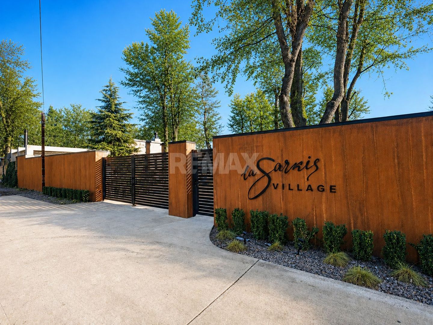 Casă modernă La Sarkis Village | Varianta sură | 153 mp | 6 ari | 175.000 € - Poză 1