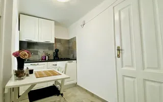 Casa cocheta cu gradina - Poză 14