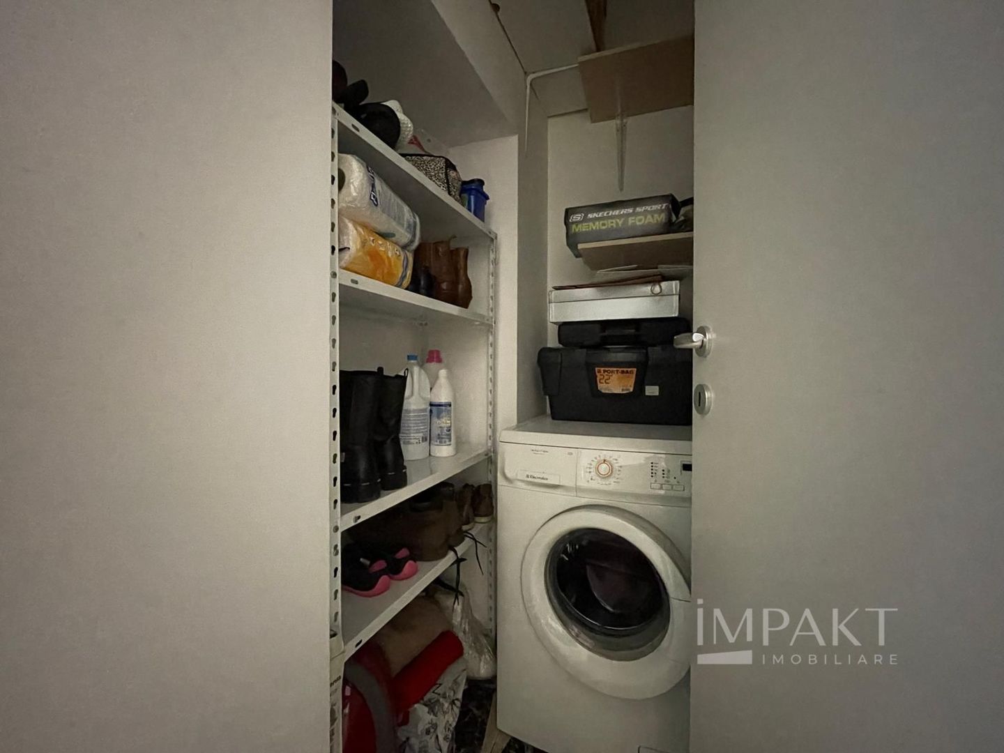 Apartament 3 camere, primitor, situat pe Bulevardul Eroilor!!! - Poză 8