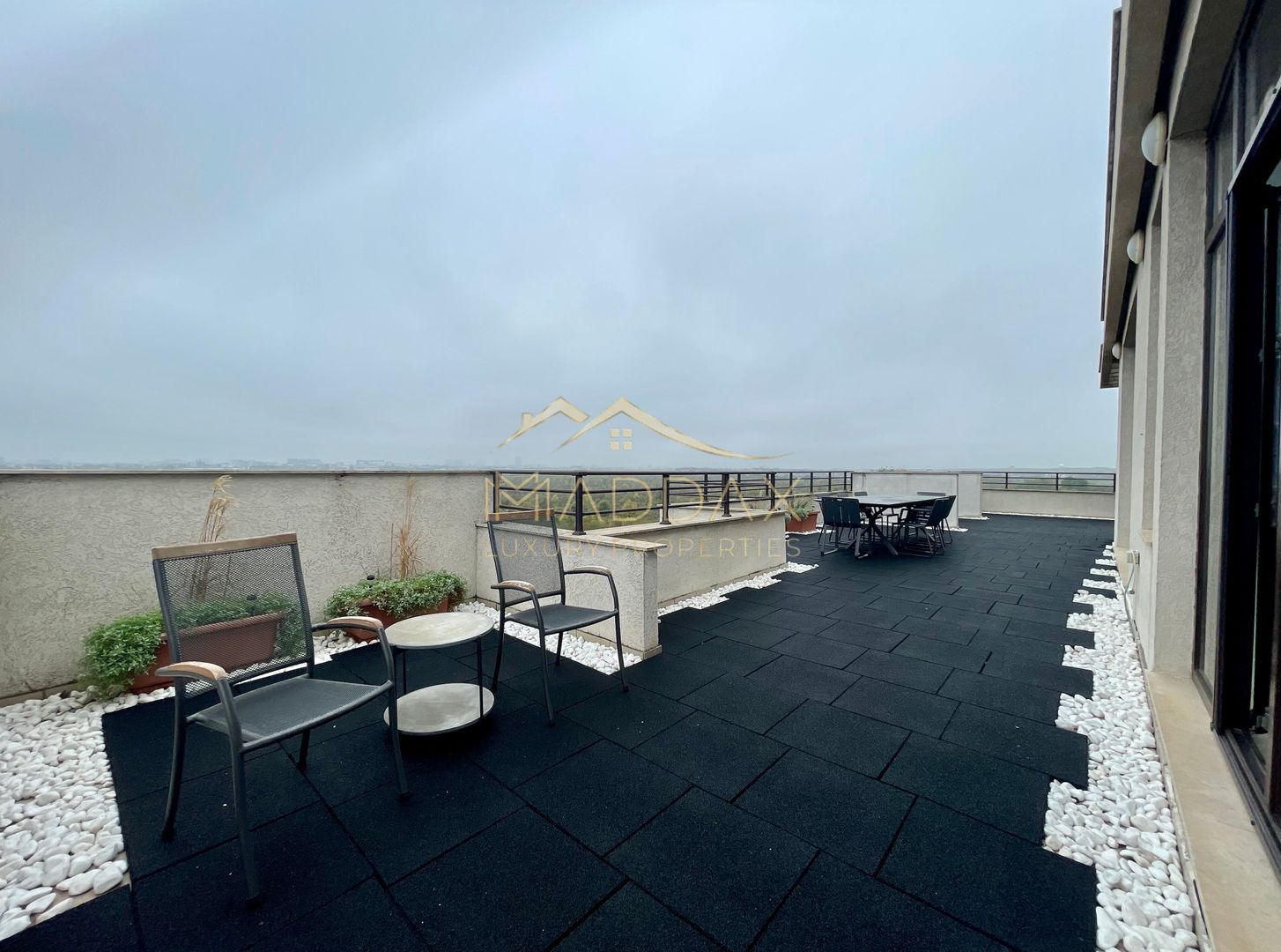 Penthouse exclusivist**250 MP//Terasa 120 mp**4 Camere//Erou Iancu Nicolae - Poză 10