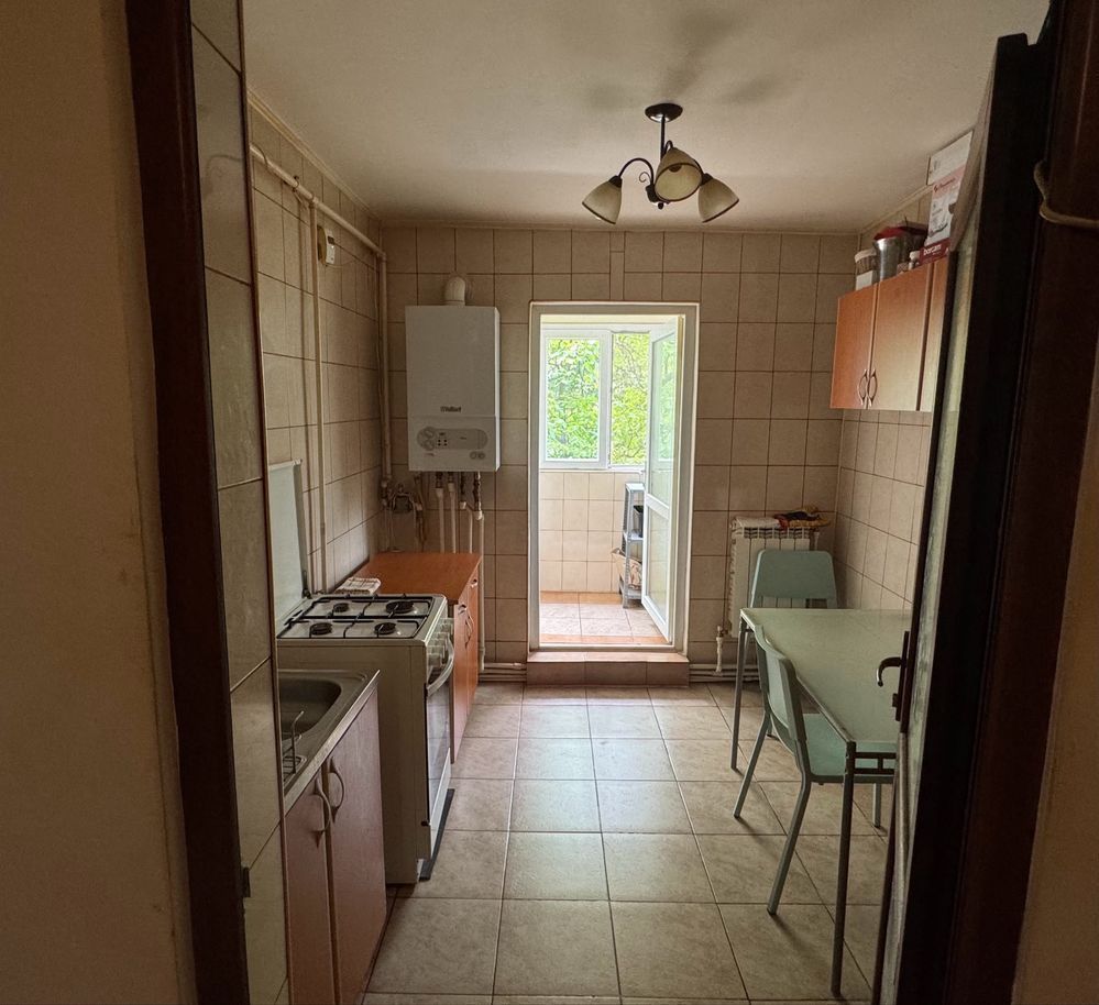 Apartament 3 camere zona Bd Chisinau - Diham - Poză 5