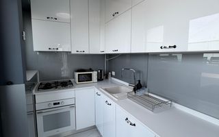 Penthouse Mamaia + 2 terase + curte 3 locuri de parcare - Poză 9
