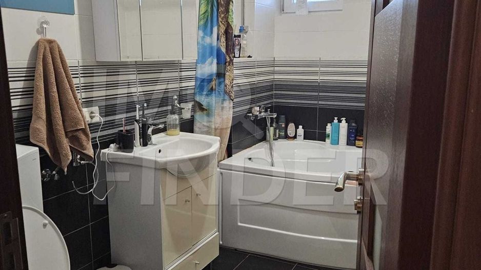 2 camere decomandat, 56 mp plus gradina 44 mp si 13 mp terasa - Poză 7