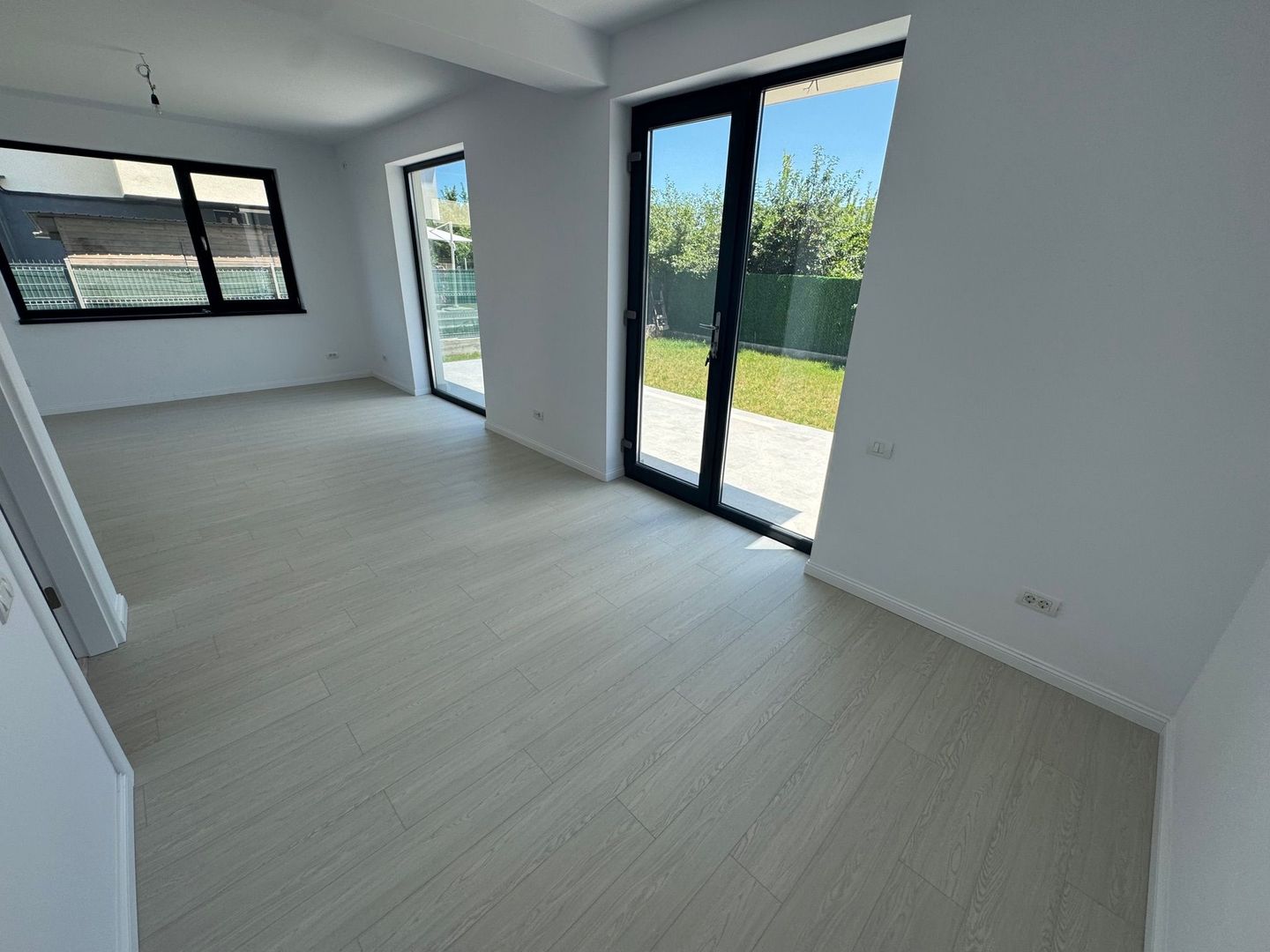 Vila Individuala Otopeni, CURTE 400m2, 5 CAMERE, penny Odaile - Poză 17