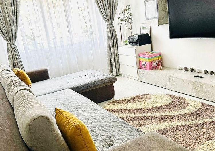 Apartament 3 camere decomandat zona lipovei .Proprietar - Poză 1