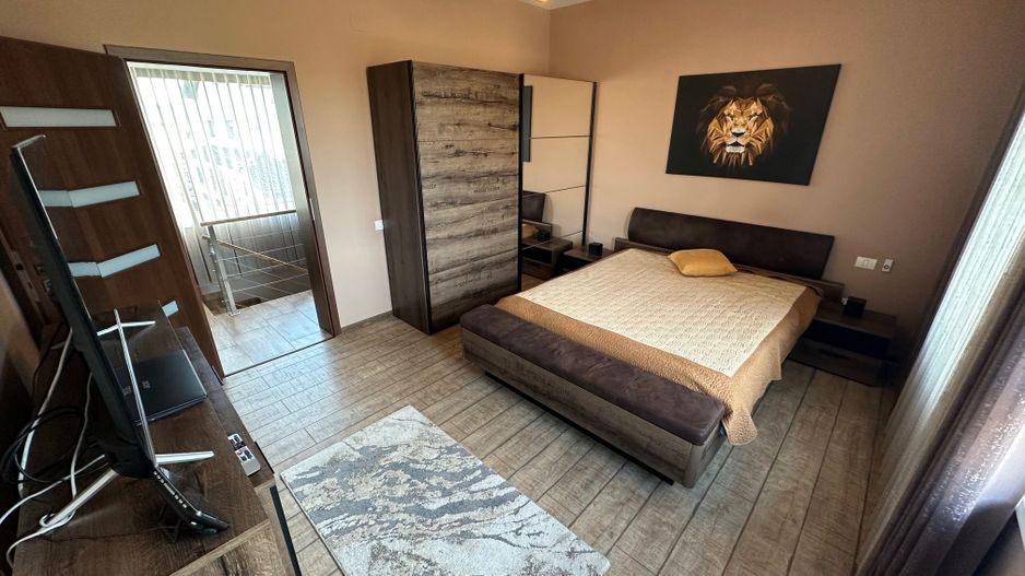 Duplex despărțit prin carpot - Poză 18