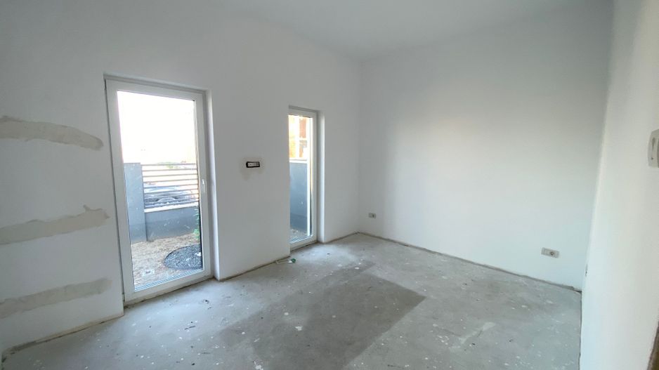 COMISION 0%, Duplex Neobisnuit, 4 Camere,Spatiu Verde in Casa, SACALAZ - Poză 9