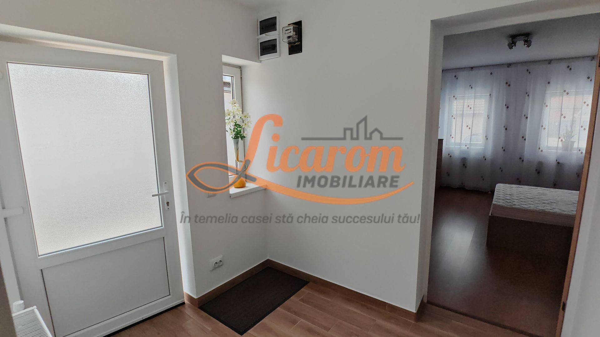 Casa 3 camere individuala SanpetrU,mobilata si utilata,128900 euro. - Poză 10