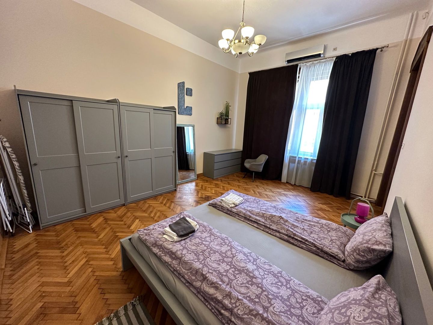 Apartament in Piata Victoriei - Poză 10