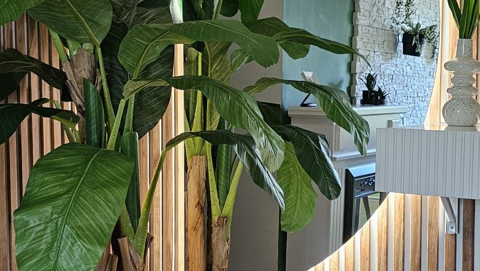 Apartament cu 3 camere, MOBILAT si UTILAT, zona CARTIER; - Poză 1