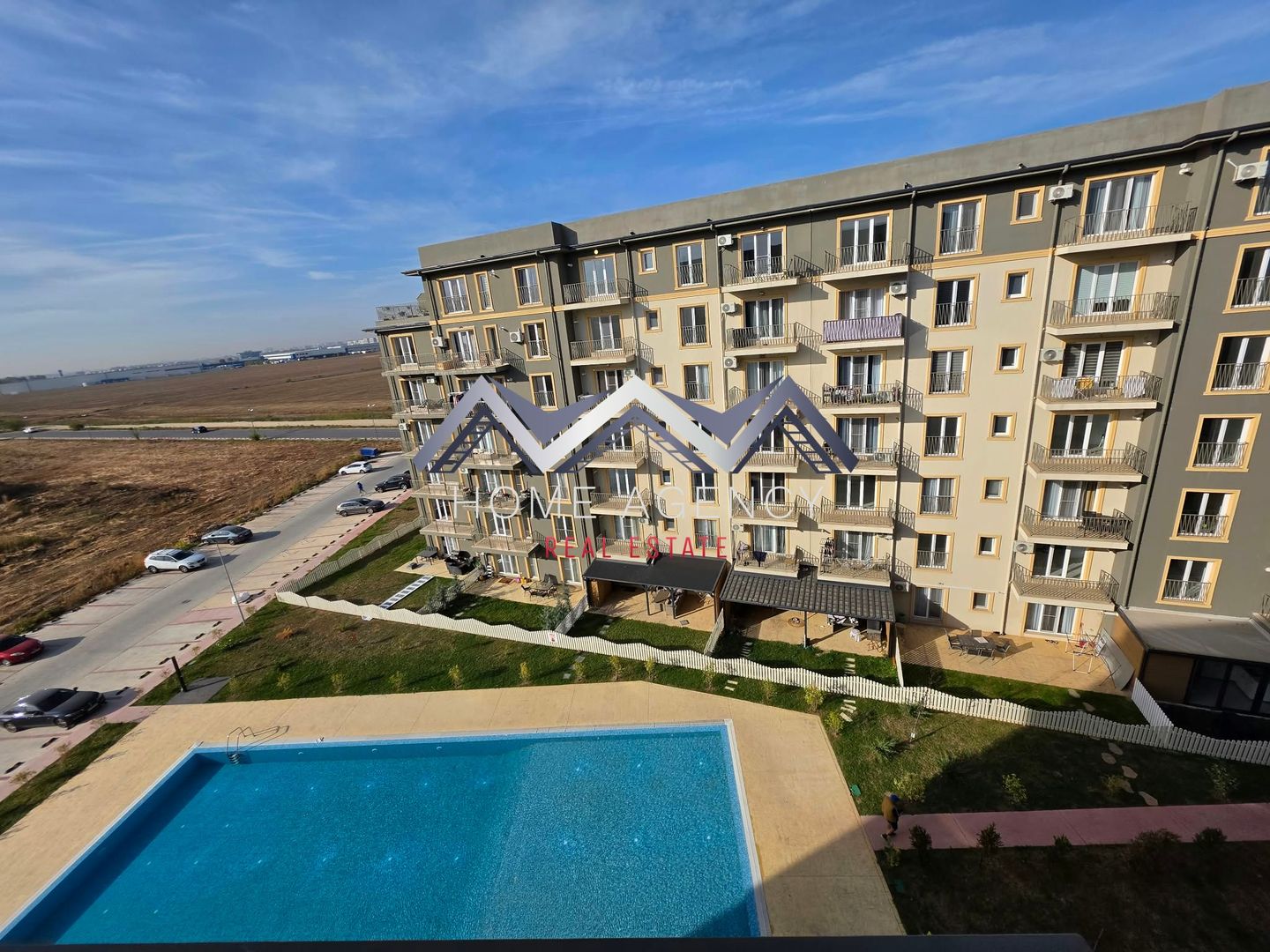 Cosmopolis | Apartament 2 camere | include parcare - Poză 1