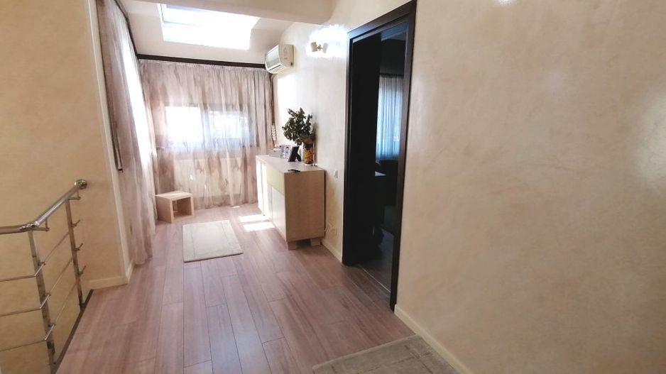 COICIU (Cod 01) Armonie și Eleganță pentru Două Generații! - Poză 29