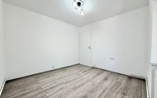 Apartament cu 3 camere decomandat la parter inalt, zona Girocului langa Lidl. - Poză 15