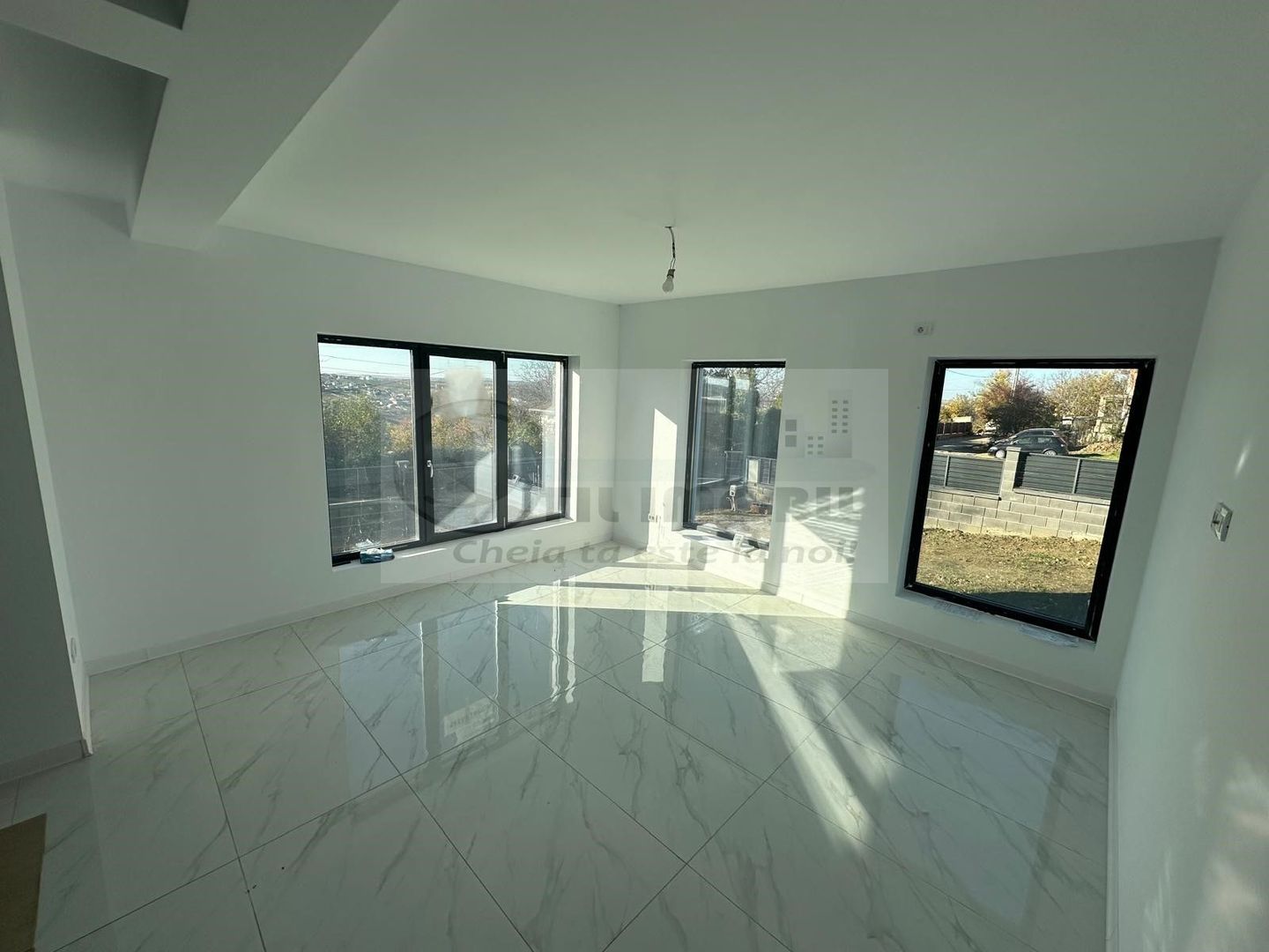 Duplex premium Vișani – 100 mp utili, curte 220 mp – 155.000 € - Poză 2