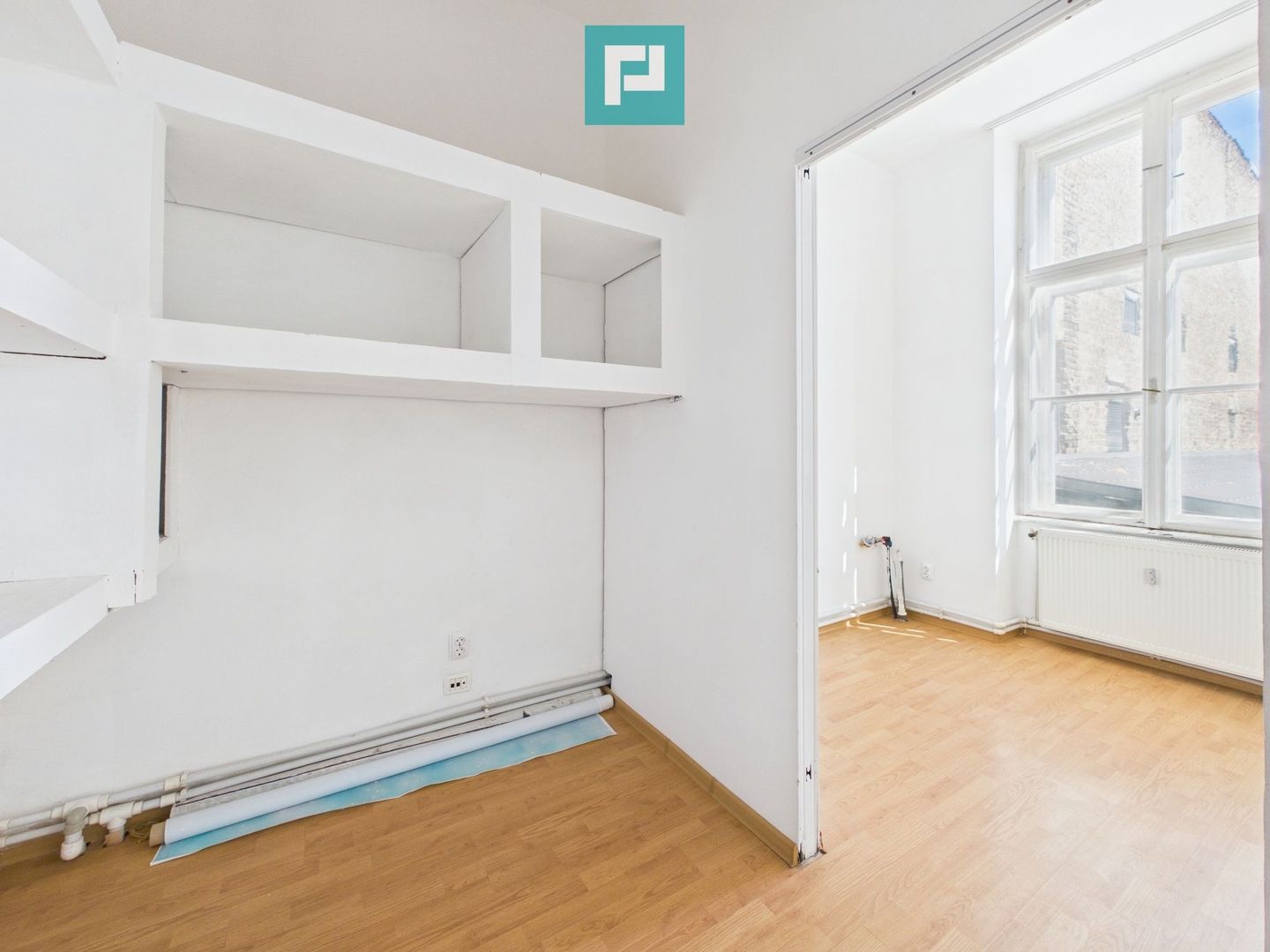 Apartament luminos cu 3 camere ultracentral - Arad - Poză 10