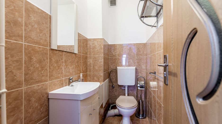 Apartament 3 camere, etaj 1,  zona Băncilor / Podgoria - Poză 11