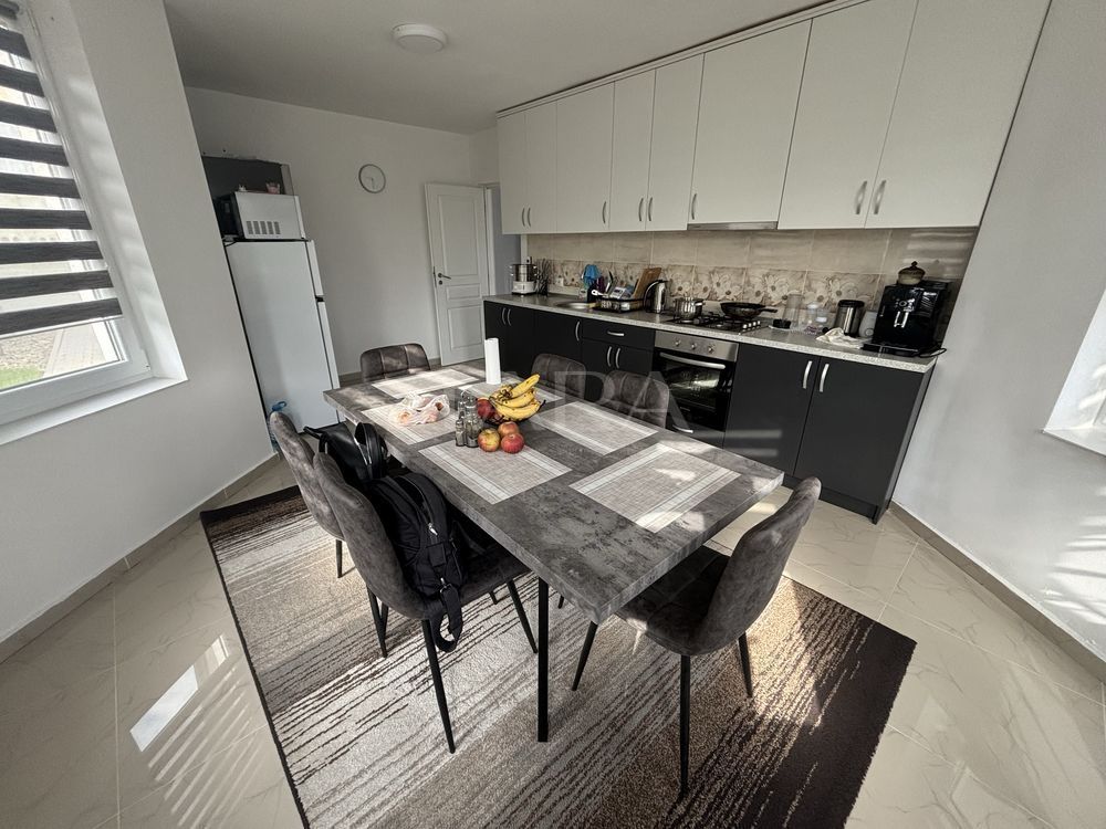 Casa individuala in Apahida, cu suprafata generoasa de teren - Poză 1