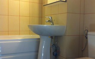 APARTAMENT CU 4 DORMITOARE LA VANZARE ZONA BASARABIA - Poză 13