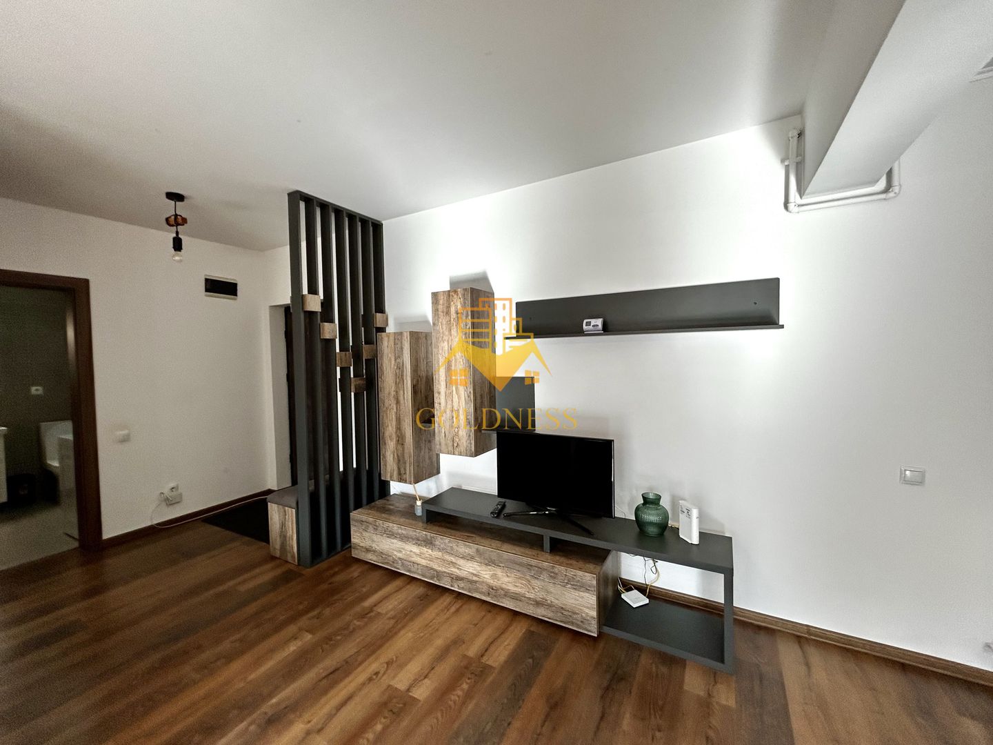 2 camere open space, Storia Cucina, Parcare, Zona Eroilor, Floresti - Poză 9
