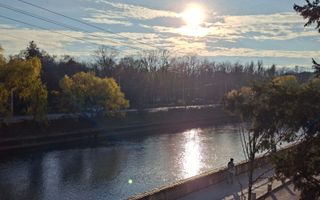 Apartament cu 3 camere si garaj in zona centrală - Poză 20