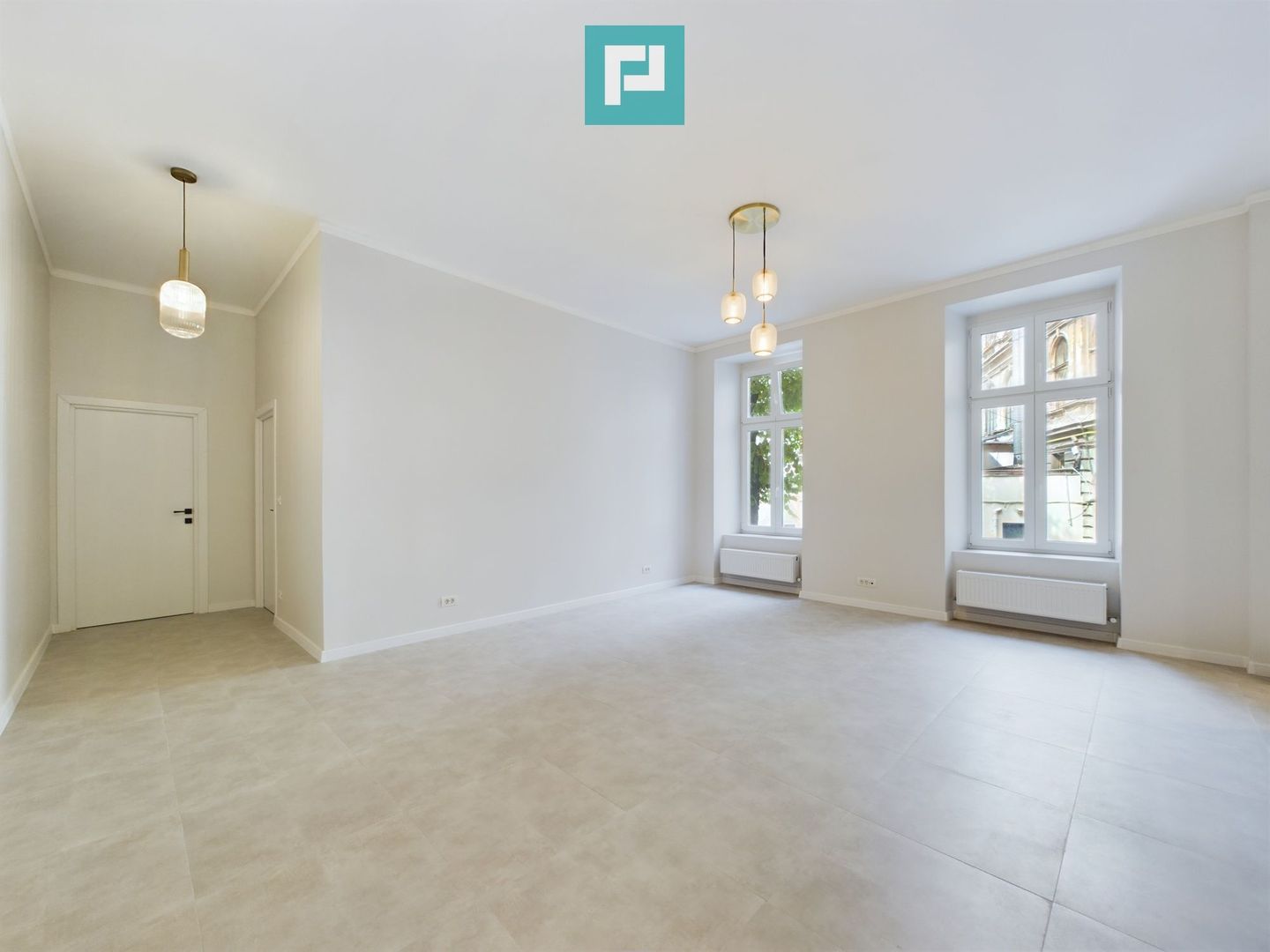 Apartament 3 camere premium, Bulevardul Revoluției - Poză 2