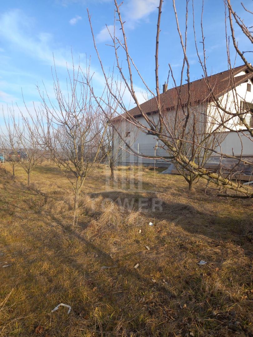 Teren intravilan de vânzare - 500mp - Șelimbăr - Sibiu - Poză 1