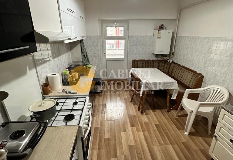 Apartament cu 3 camere decomandat, etajul 2, 83mp - Lukoil Moara de foc - Poză 3