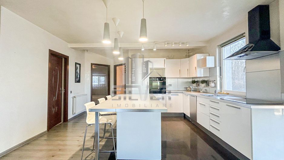 Apartament cu 3 camere de vânzare în Manastur, Cluj-Napoca - Poză 2