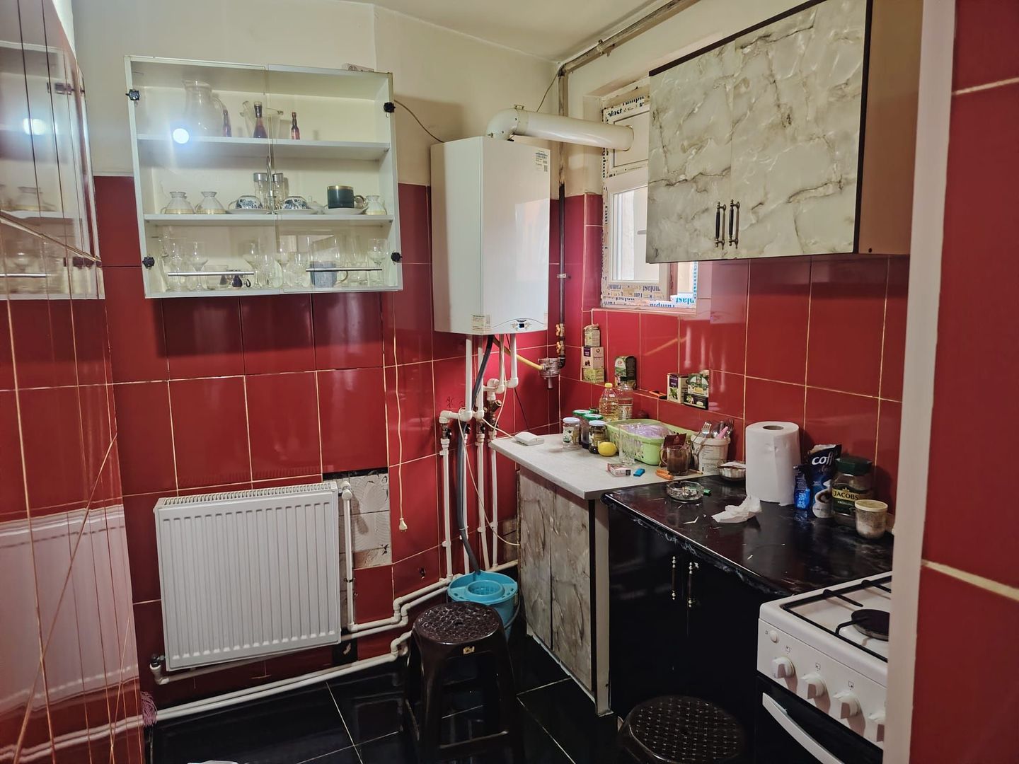 Apartament 2 camere, 60 mp, centrală proprie, vilă - Poză 5