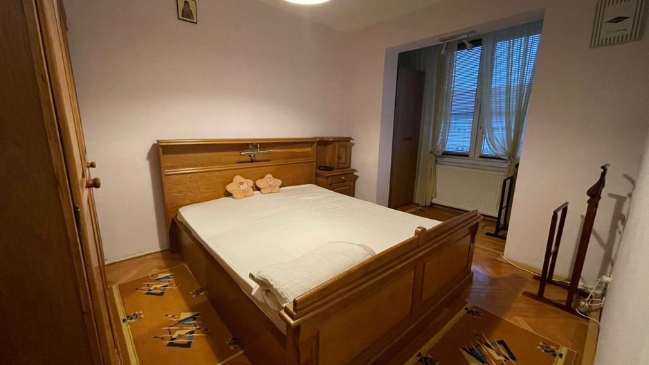 Apartament 3 camere, centrala proprie, zona excelenta! - Poză 4