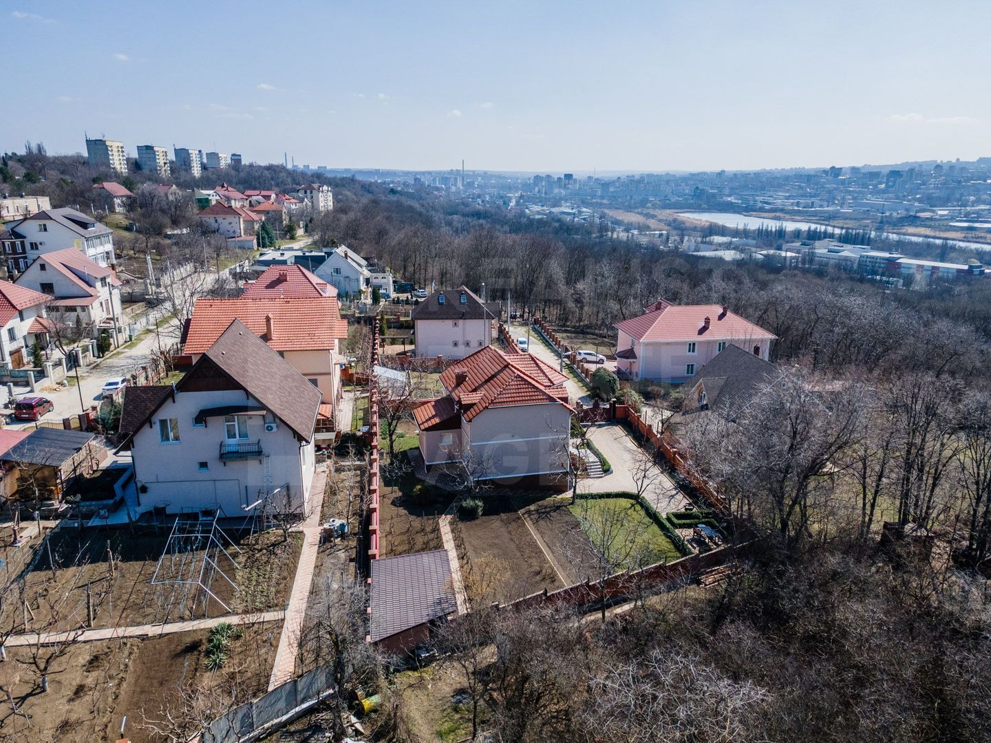 Vânzare, casă, 3 nivele, 200 mp + 10 ari, str. Gura Văii, Rîșcani - Poză 49