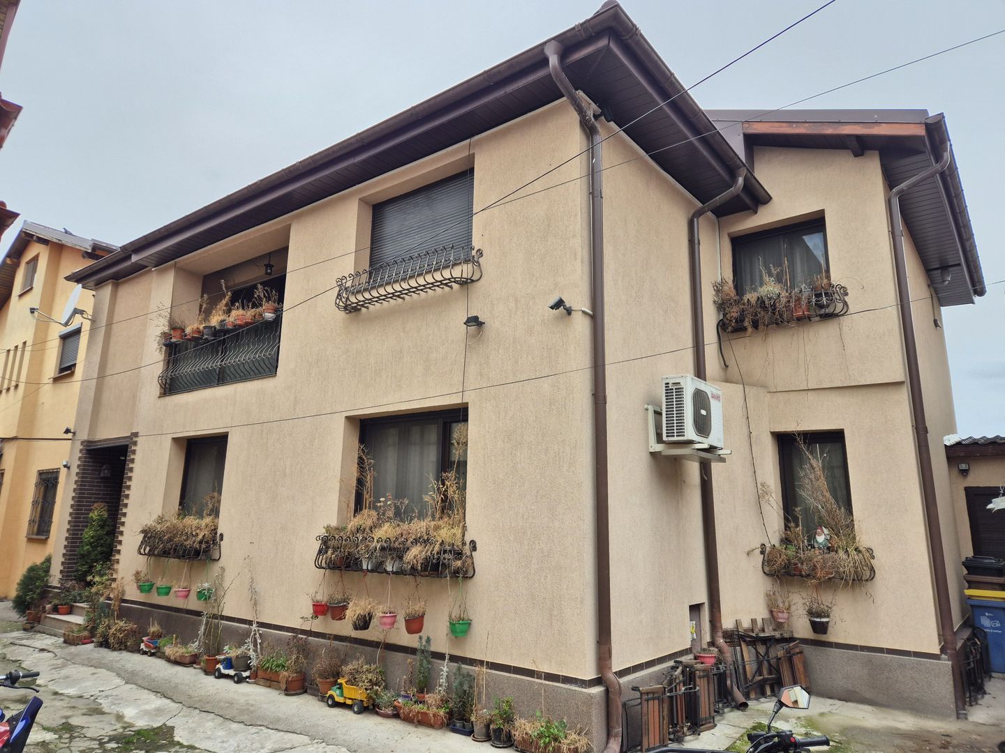 Casa P+M+Pod 203,68 mp - Iancului - Mihai Bravu - Poză 1