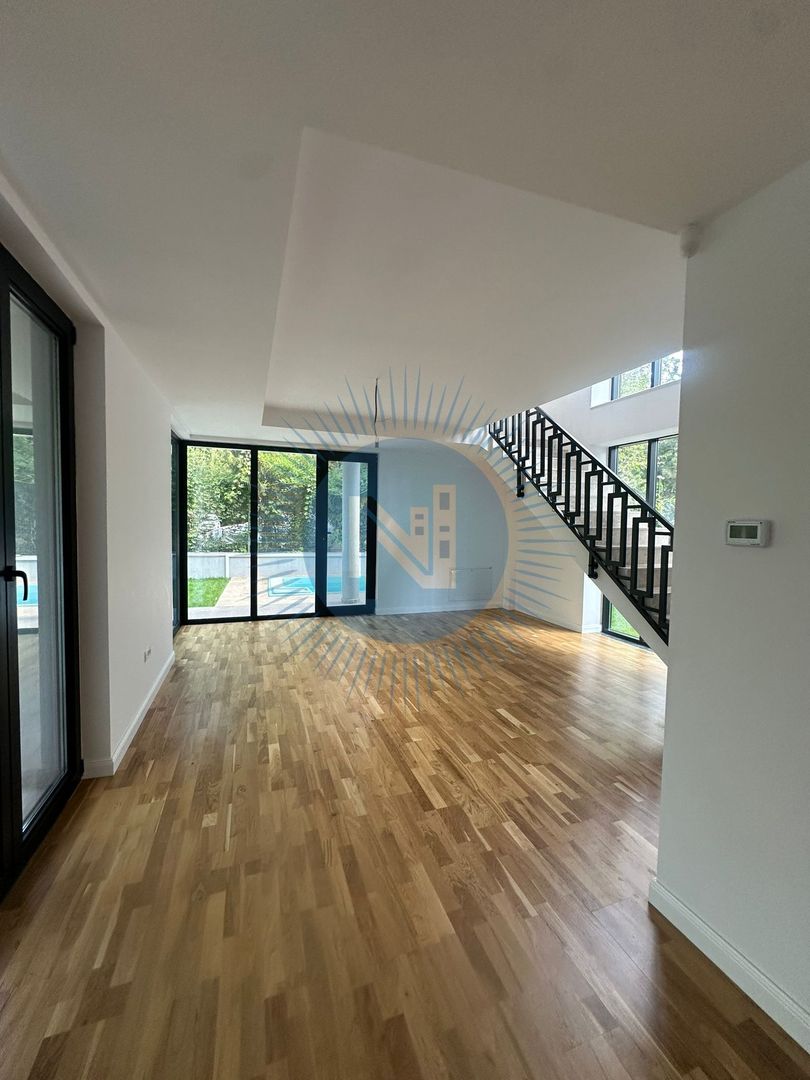 Vila cu 5 camere cu piscina proprie - scoala Americana - Poză 12