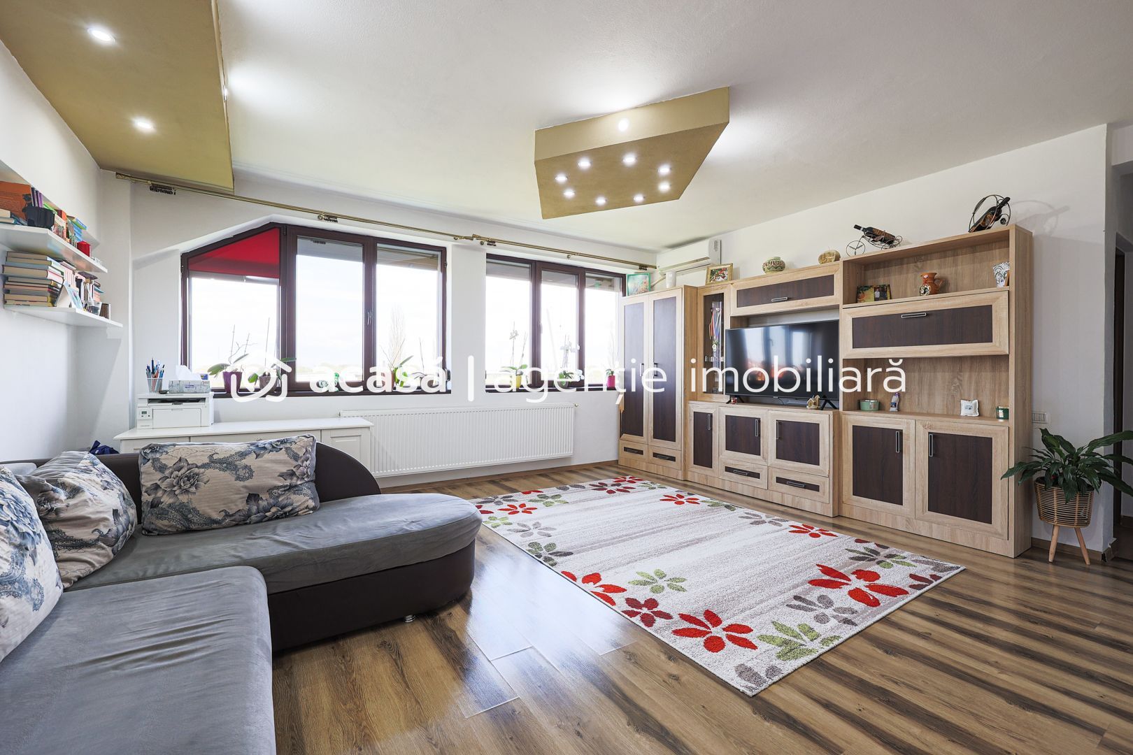 Pret redus Apartament cu scara interioara in bloc nou Comision 0 - Poză 2