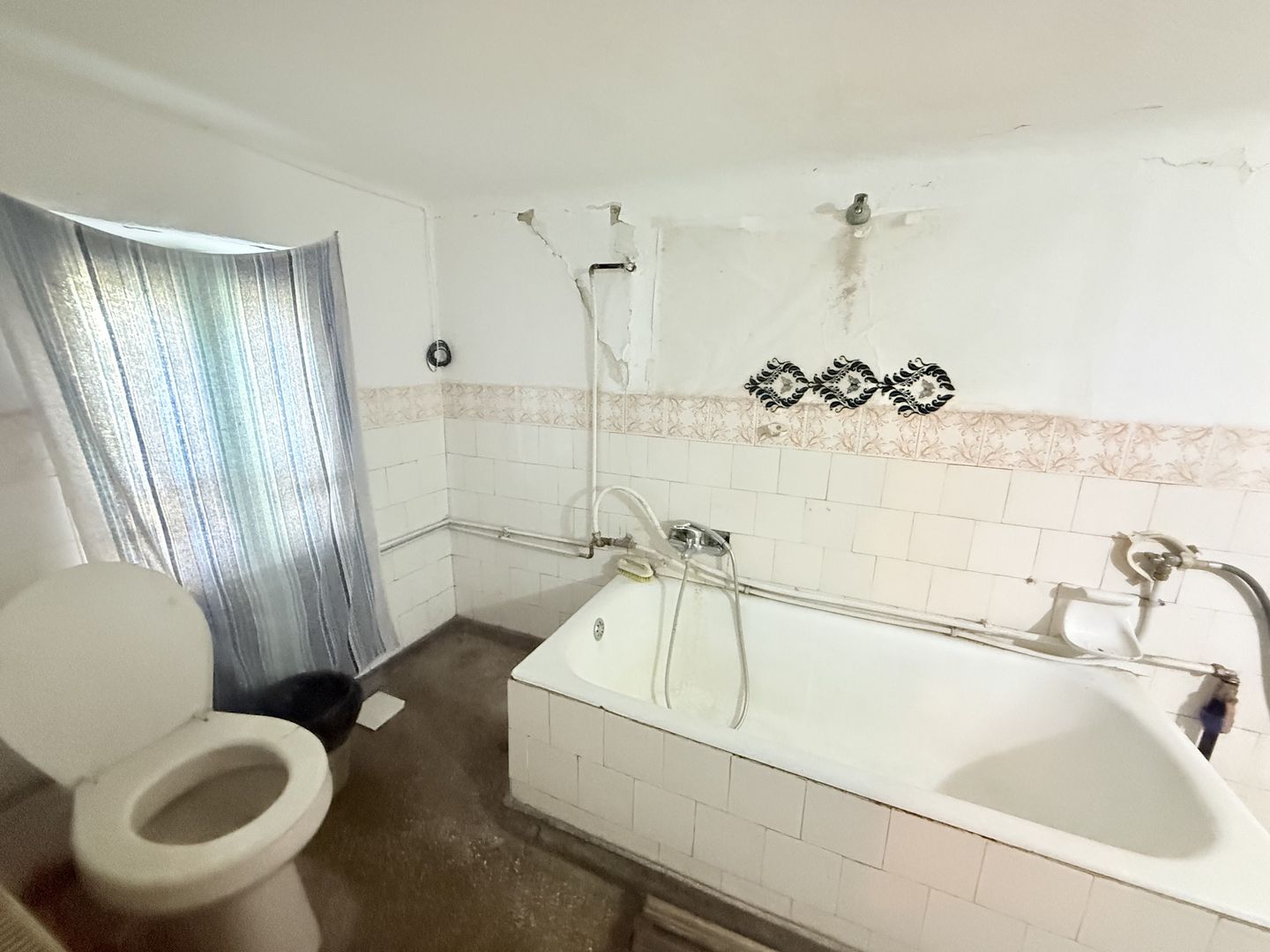 Casa interbelică cu arhitectură deosebită+Anexa și teren 1570 mp - Poză 16