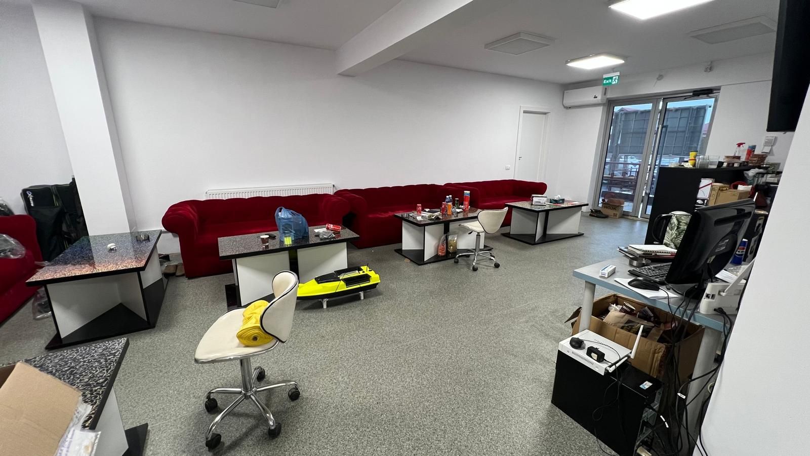 140 mp la Prelungirea Ghencea – Vitrină Stradală - Poză 4