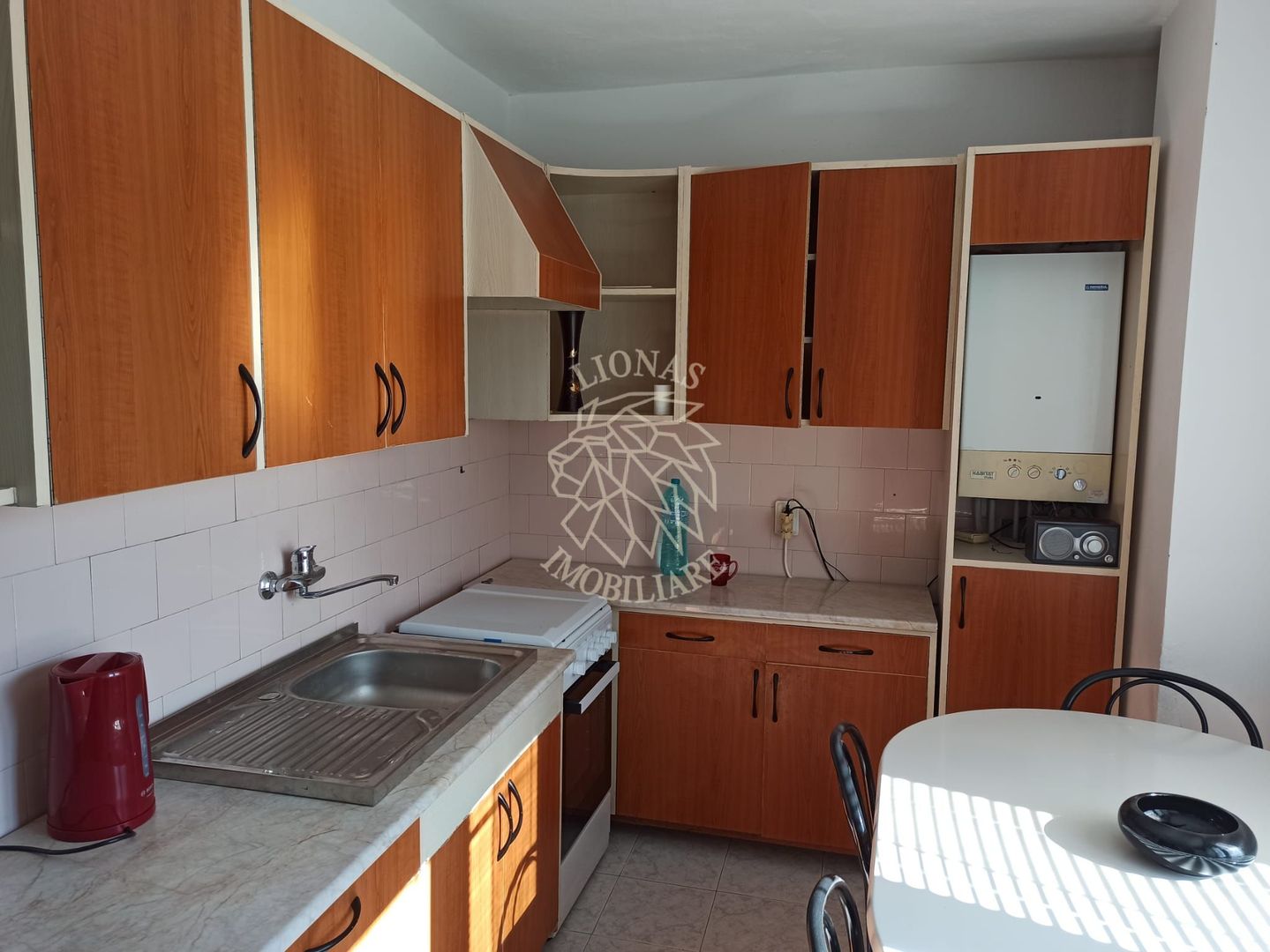 Apartament 3 camere 82 mp-balcon-2 bai-etaj 3-parcare-Central - Poză 4