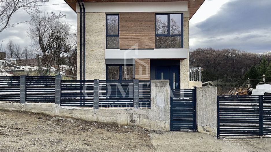 Vilă cu 5 camere zonă aproape de pădure cartier Făget - Poză 2