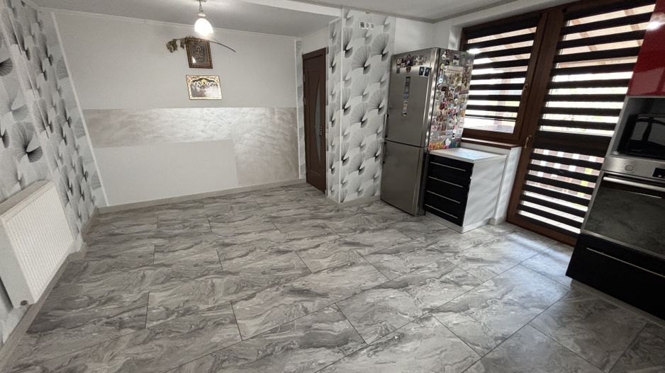Casa 5 camere cu teren GENEROS si CARPORT - Cartierul Arhitectilor - Poză 17
