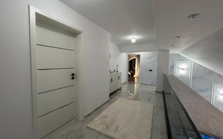 Casă de vânzare în Mediaș | Piscină | Panouri Fotovoltaice - Poză 18