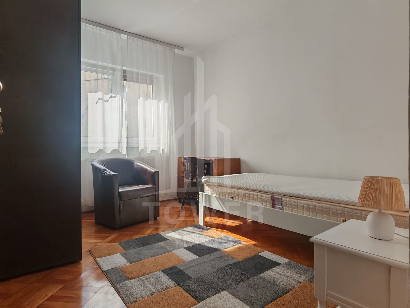 DE ÎNCHIRIAT – APARTAMENT 3 CAMERE | STRAND, SIBIU - Poză 6