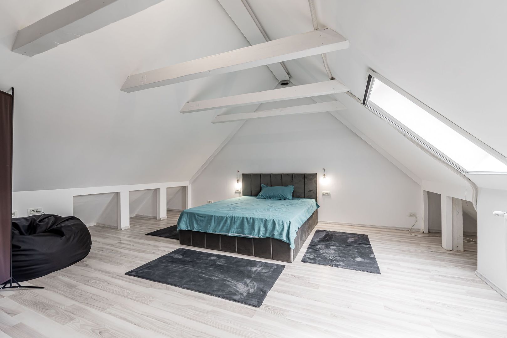Casa 6 camere - teren 558 mp - Centrul Aradului - COMISION 0 - Poză 5