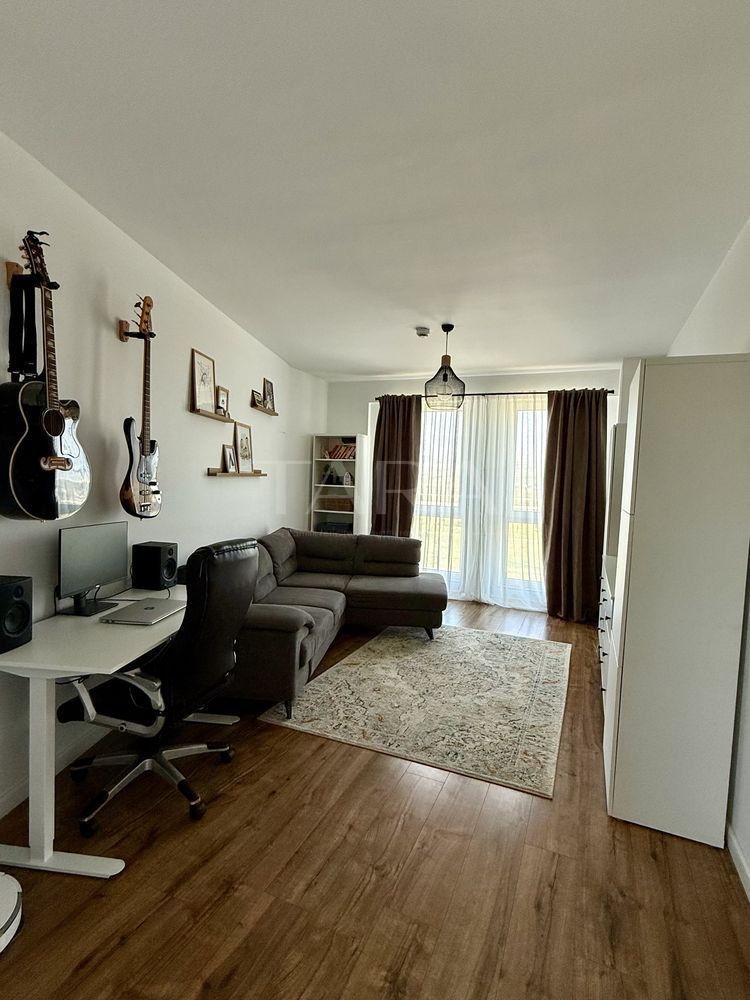 Apartament decomandat cu 3 camere, ultimul etaj, Traian Vuia. - Poză 1