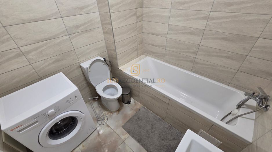 Apartament 2 camere de închiriat, The Grand Kristal Residence Sector 4 - Poză 10