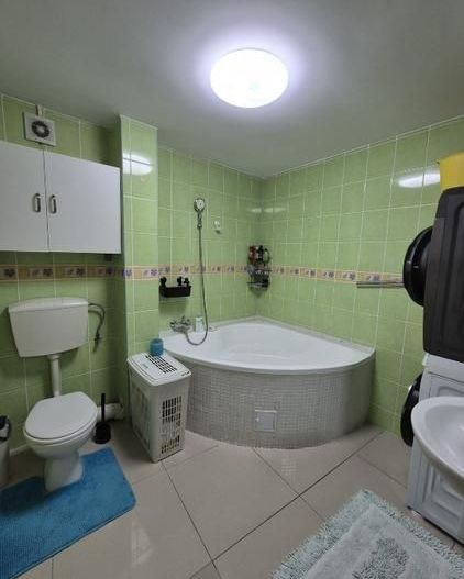De inchiriat apartament cu 3 camere , Aparatorii Patriei sector4 - Poză 11